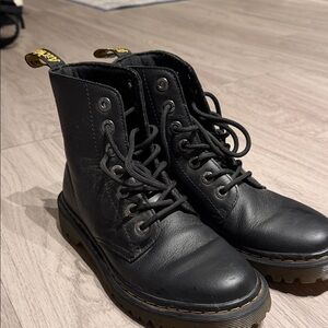 Dr Martin boots